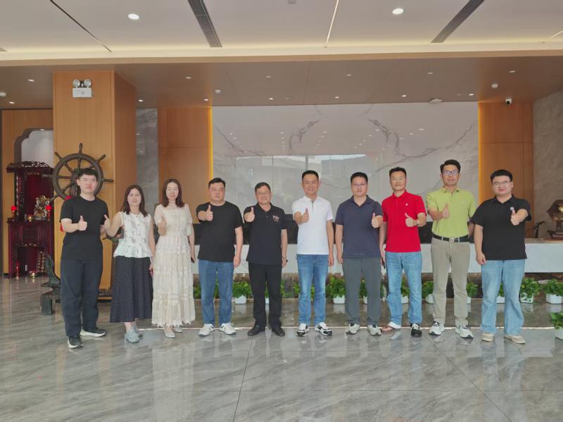 聚力携手 共鉴新品｜华富立考察团莅临志华集团开展深度交流